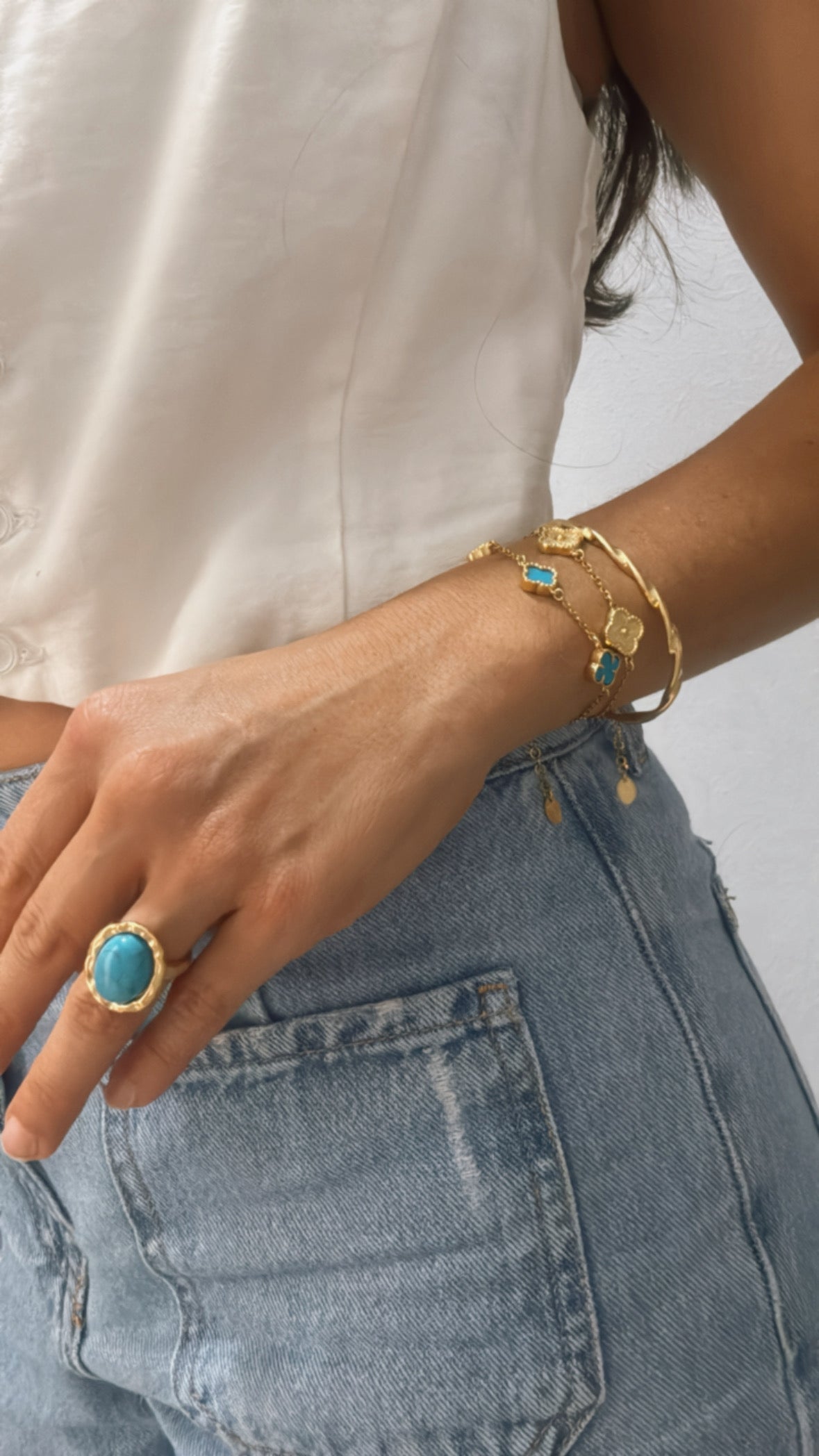 Royal flower bracelet