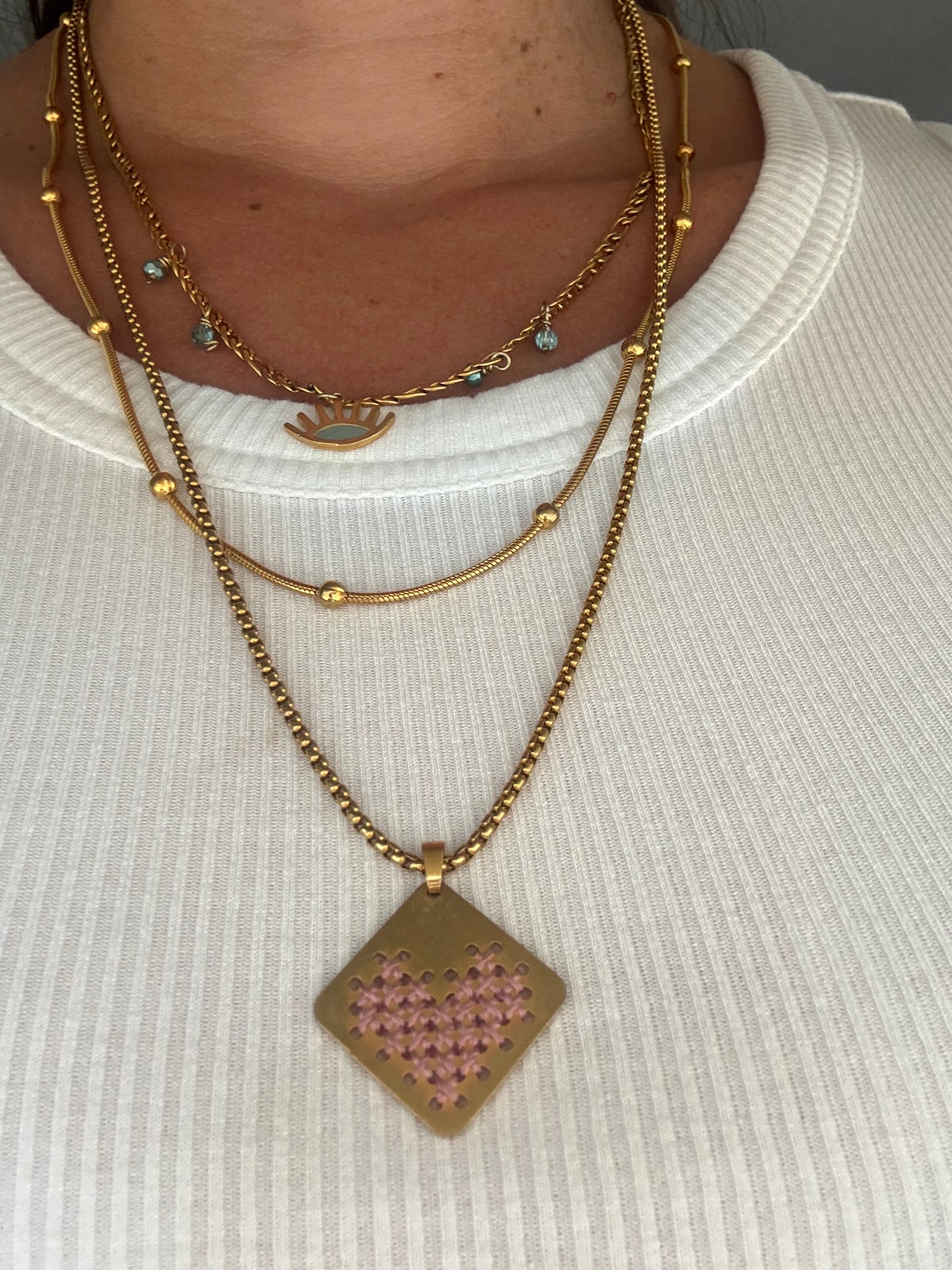 Kedima heart necklace