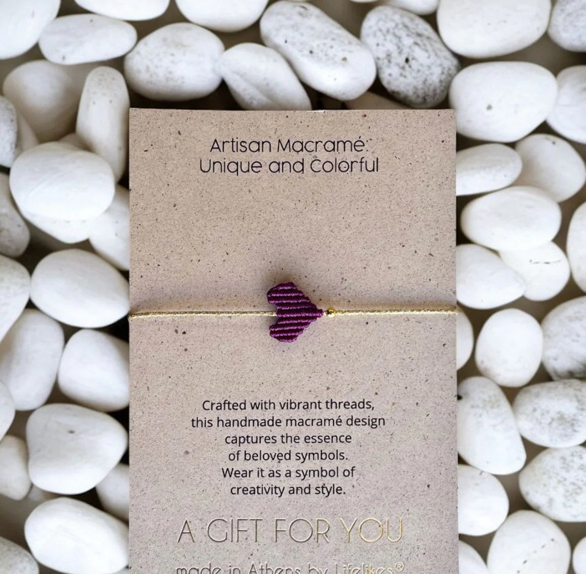 Makrame heart bracelet