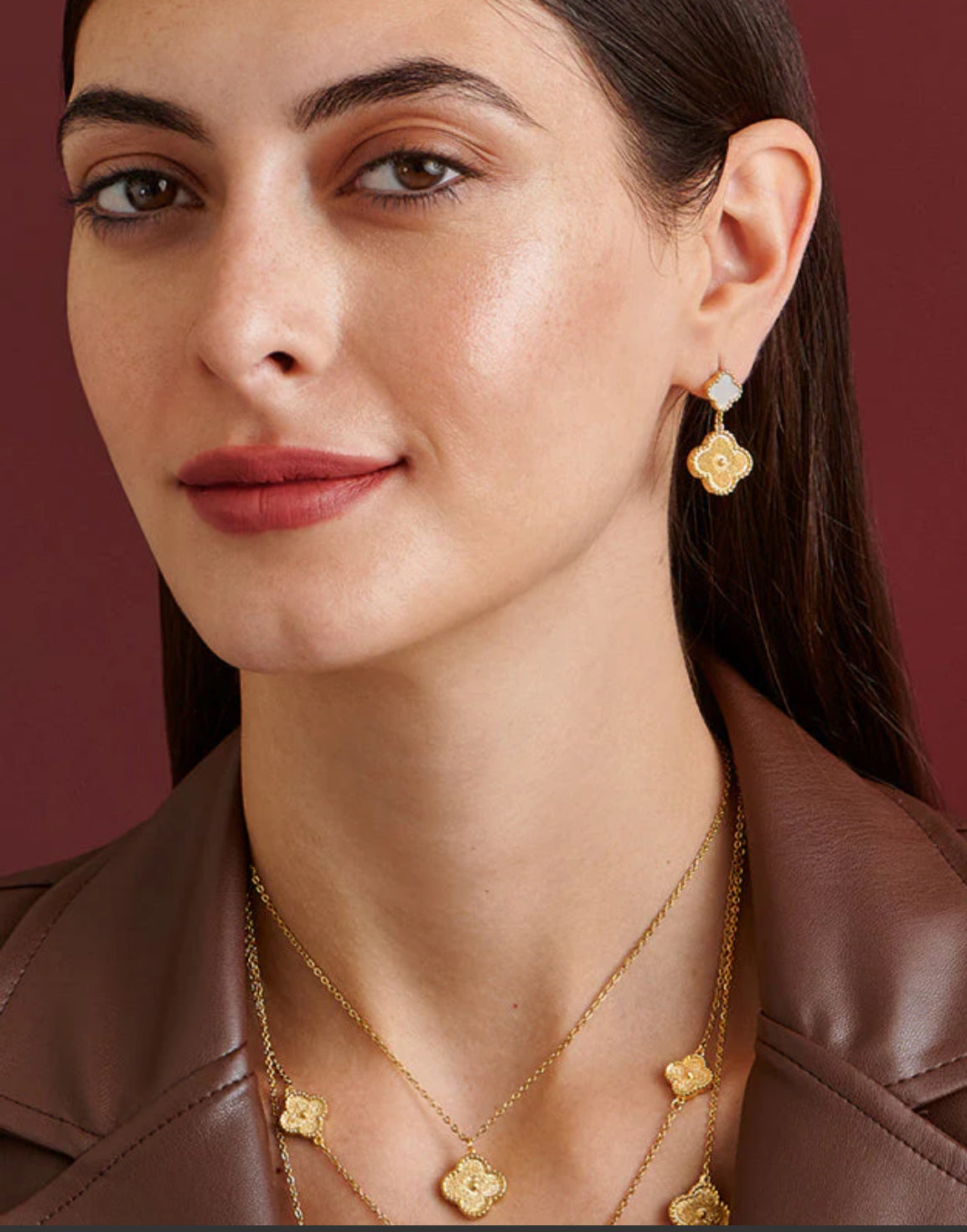 Gold flower necklace